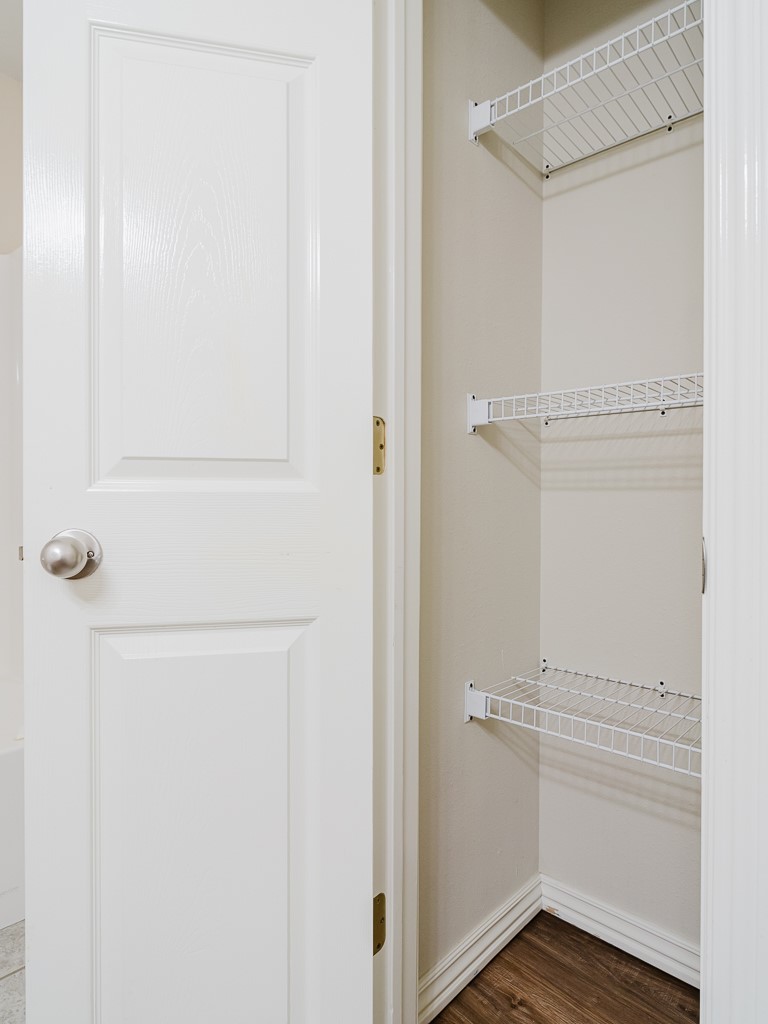 Carriage Square Sub Bentonville - Residential Lease