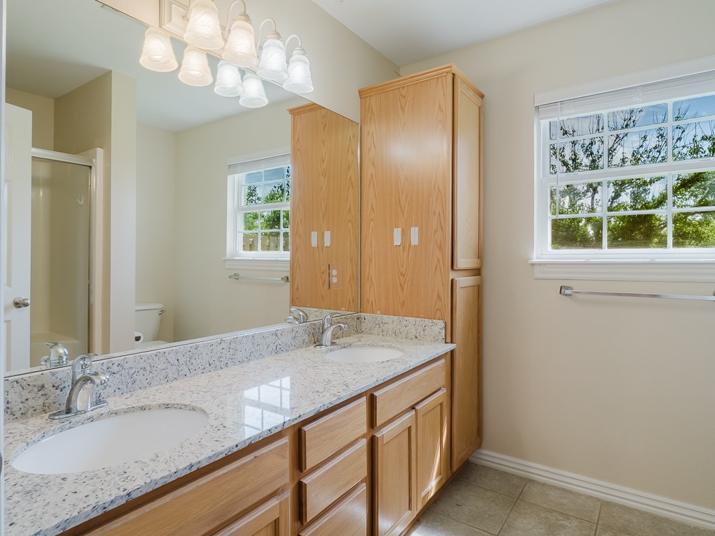 Carriage Square Sub Bentonville - Residential Lease