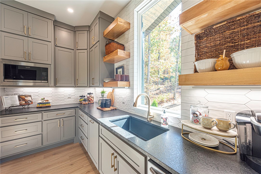 Avondale Sub 1 Bvv - Residential