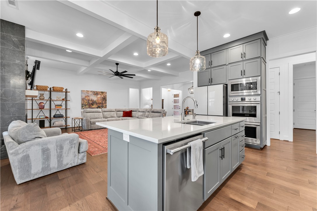 Shadow Valley Ph 10 Rogers - Residential