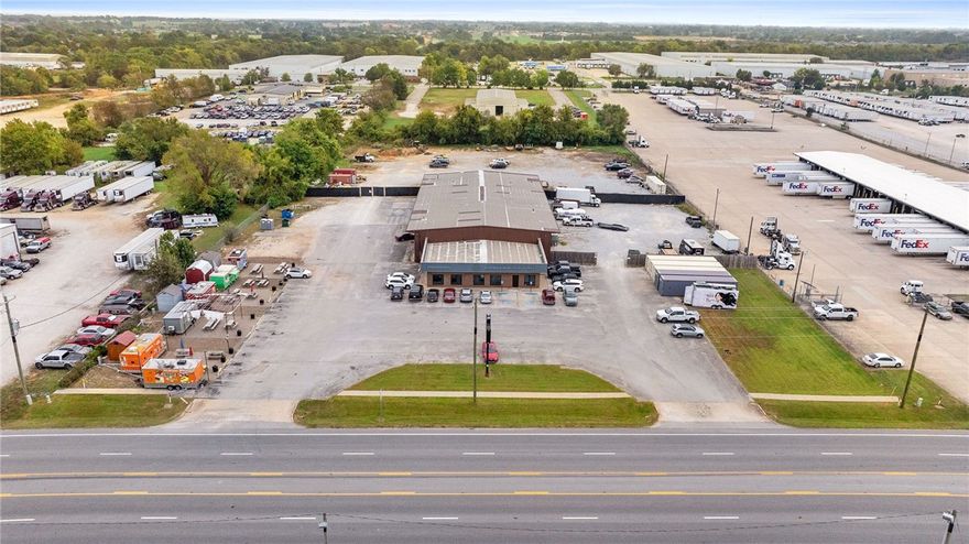 Total Building Size: 15,500, includes 0.37 acre fenced yard
Square feet (12,640 SF Warehouse/2,400 SF office
Additional Yard Space: 2 fenced acres, $3,000/mth/acre
Access and Functionality: Multiple Drive-in doors, large open parking lot
Ceiling Height: High clear heights suitable for racking or production
Lease Terms: $14 per square foot, NNN (approximately $1.40 psf)