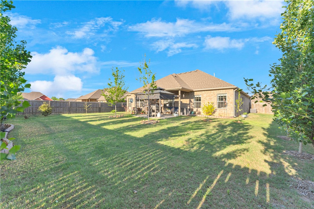 Oak Creek Springdale - Residential