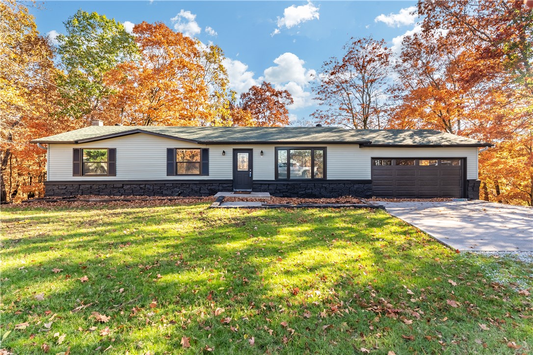 This beautifully remodeled 3 bedroom, 2 bathroom home at Holiday Island offers a peaceful retreat with updated living space. Youāll enjoy a fresh, modern feel in a private setting. Roof was replaced in 2022, new HVAC with a 10 year warranty. Updates throughout home. There is an additional 1200 ft2 in the basement that can be finished. Conveniently located near Table Rock Lake, White River, Kings River and the Holiday Island Marina. Amenities include pickleball, swimming pool, golf courses and it is just 15 minutes from downtown Eureka Springs. Five minutes from groceries, hardware store and other amenities on Holiday Island. Wildlife is plentiful with >80 acres of forest with deer, mountain lions, bobcats, coyotes, etc. Lots of wildlife. Beautiful. Donāt miss this opportunity!