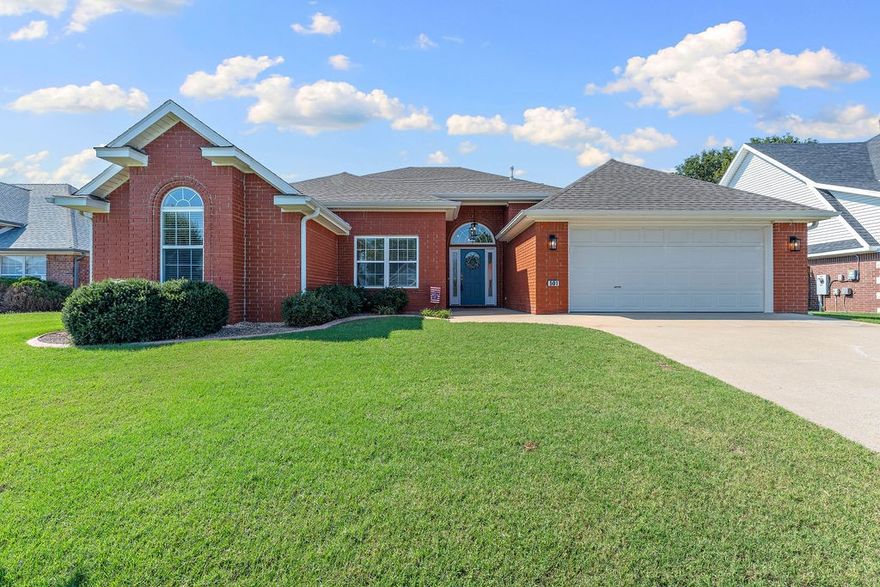 This 1750 sq ft 4 bedroom 2 bath home sits in an established neighborhood with no thru traffic and is immaculate! It boasts a newer HVAC, granite counters, luxury vinyl plank flooring, updated sinks, faucets and lighting, an expanded patio and a new roof and gutters! It is possible to be close to the interstate, the new Walmart Headquarters campus, downtown Bentonville, parks, trails, and Crystal Bridges. Whether you are looking for a home of your own or an investment property, this one is for you!