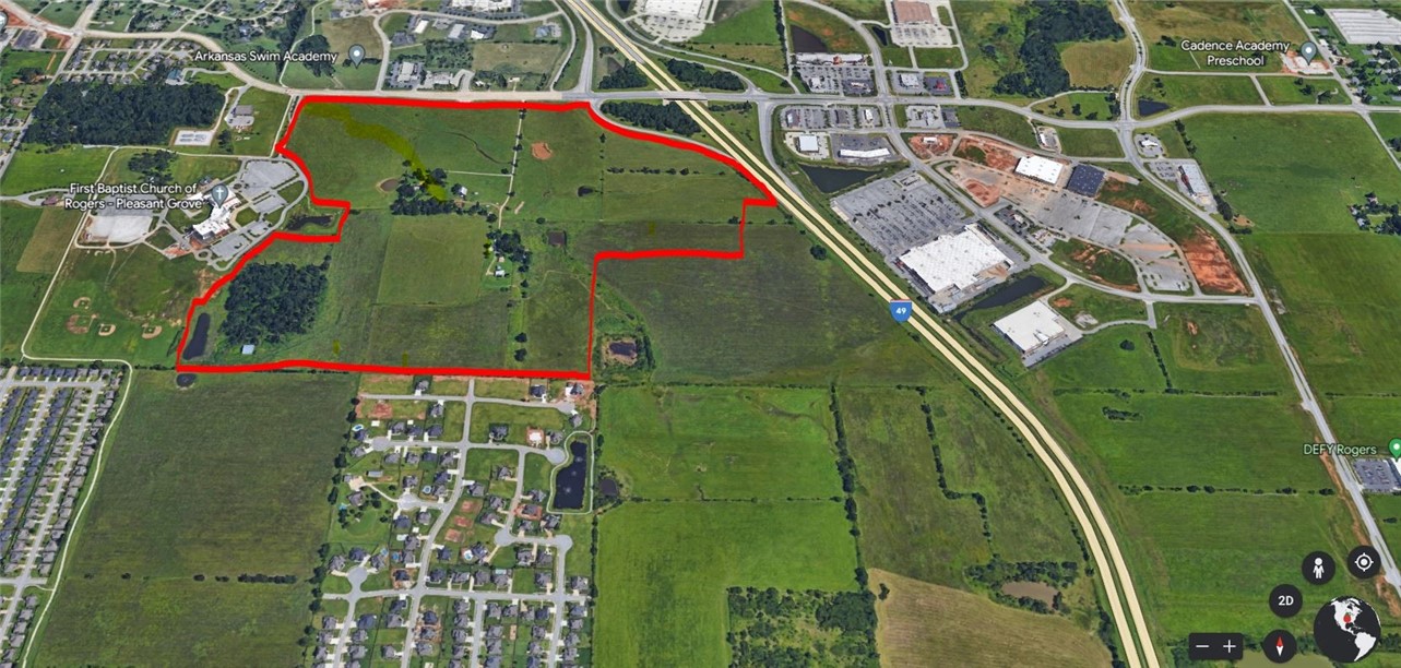 140 AC prime developable land in one of the fastest growing submarkets in the country.
Situated in the middle of the new 350 AC Walmart World Headquarters campus, J.B. Hunt World Headquarters and the Tyson Foods World Headquarters adjoining the upcoming new 50AC campus for the University of Arkansas Medical School.
Last blank canvas along I49 corridor connecting economic drivers.
Interstate 49 frontage (92,000 VPD) on the Pleasant Grove Road Exit with (29,000 VPD. All utilities onsite.
Mixed-use tract could include commercial, medical, retail, residential office & multifamily
