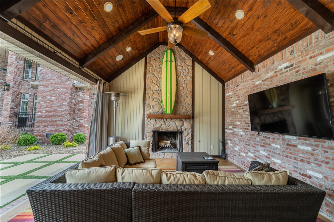 Pinnacle Sub Ph 4 Rogers - Residential