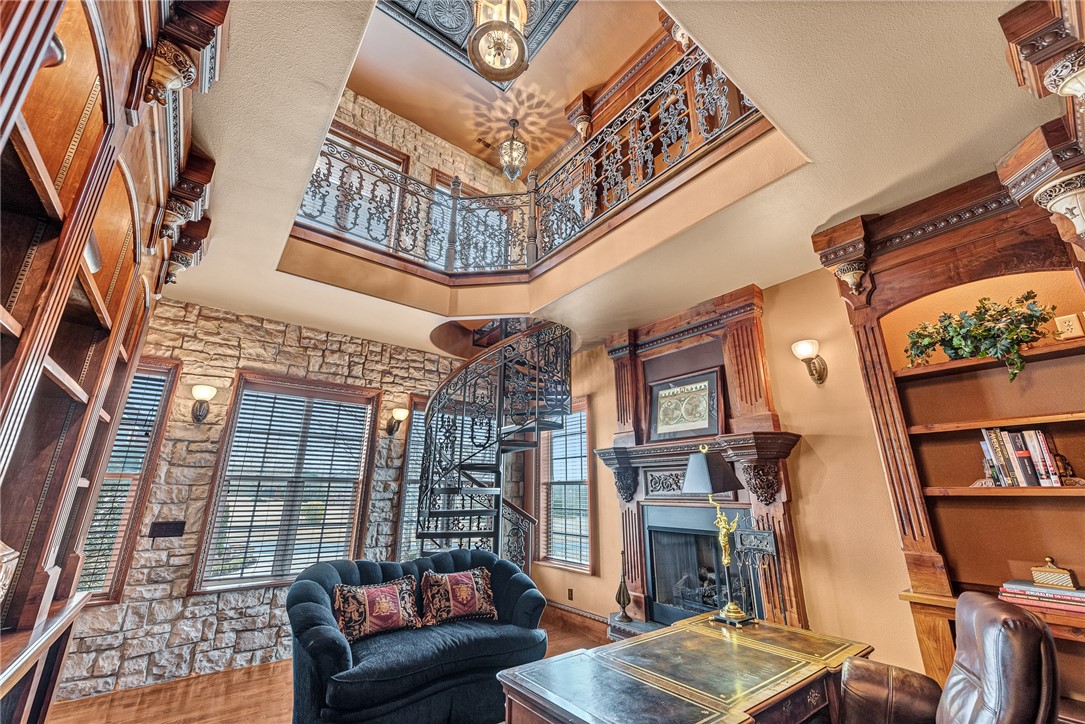 Churchill - Residential