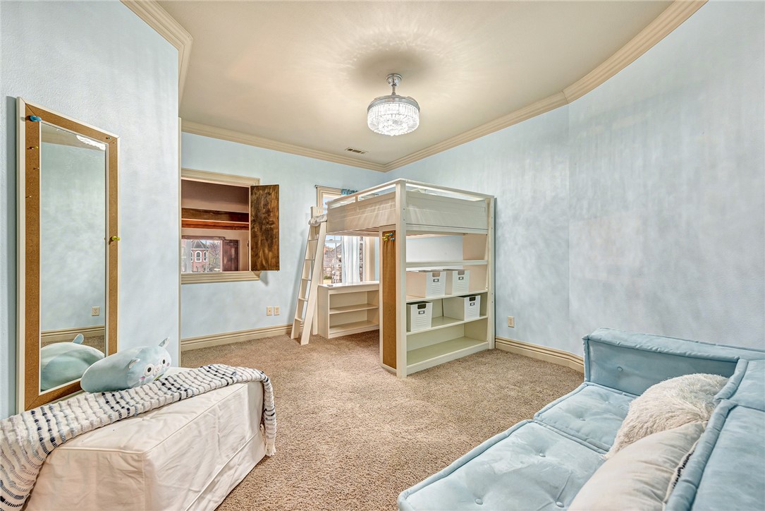 Churchill - Residential