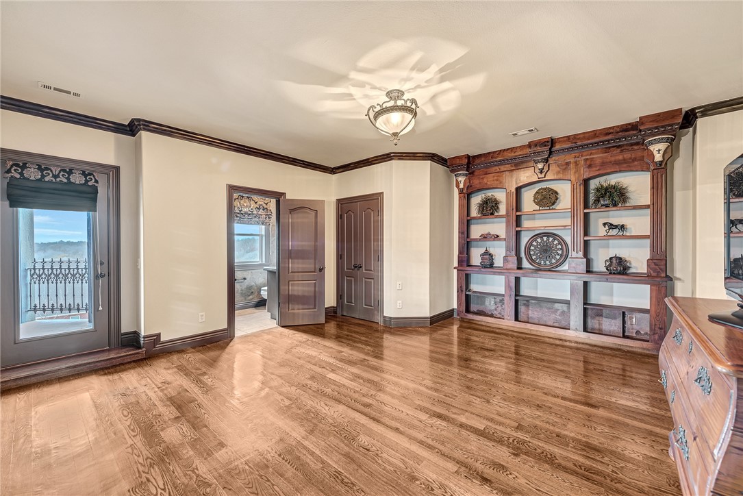 Churchill - Residential