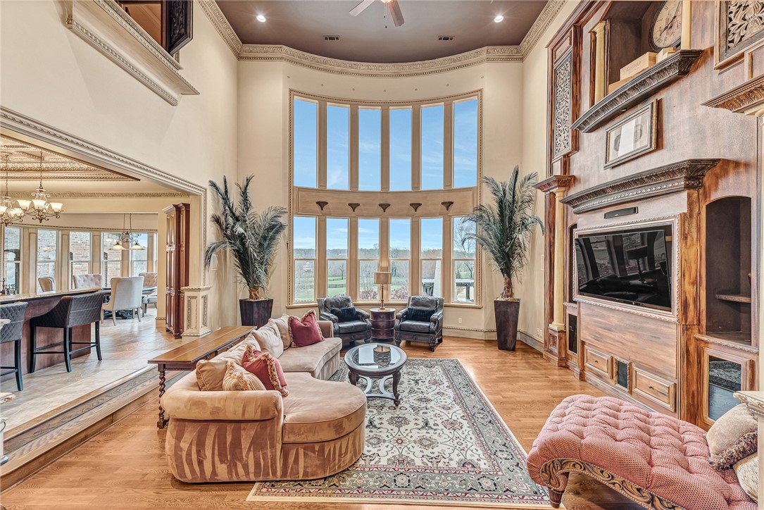 Churchill - Residential