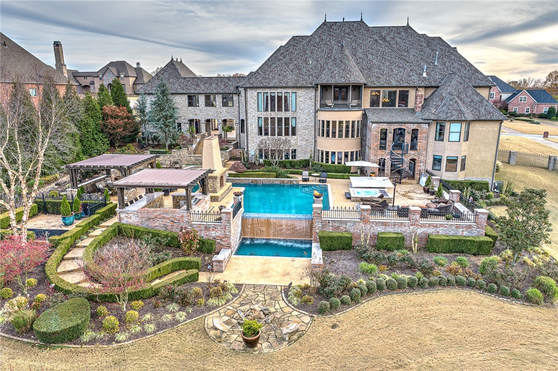 Churchill - Residential