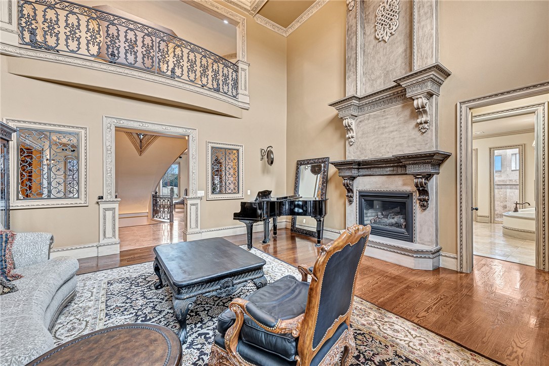 Churchill - Residential