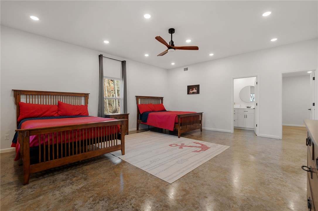 Hickory Nut Mountain Estates - Residential