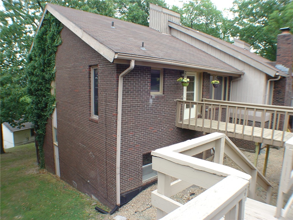 Townhouse Tct 2 A/K/A Drake Court Bvv - Residential Lease