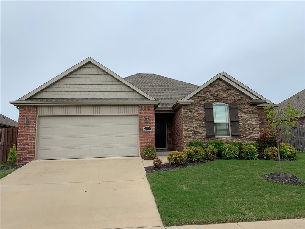3 bed/2 bath home with custom cabinets and wood floors in main areas, eat-in kitchen with island, serving bar, granite counter tops, and pantry. Large master suite, split floor plan, covered back patio, and fenced in back yard. Very close to Janie Darr Elementary.