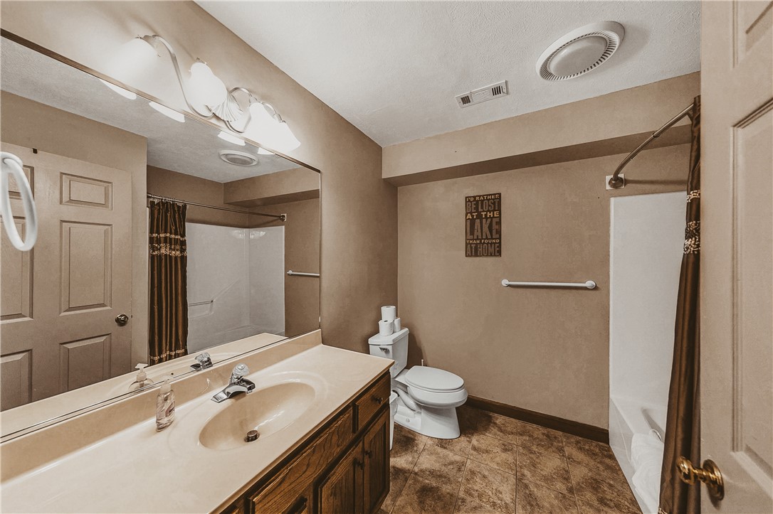 Unit 10 Holiday Island - Residential
