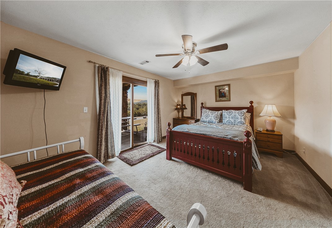 Unit 10 Holiday Island - Residential