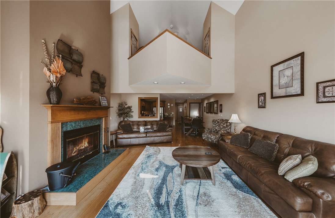 Unit 10 Holiday Island - Residential