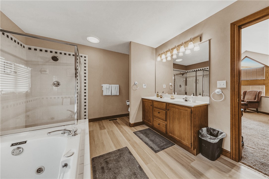 Unit 10 Holiday Island - Residential