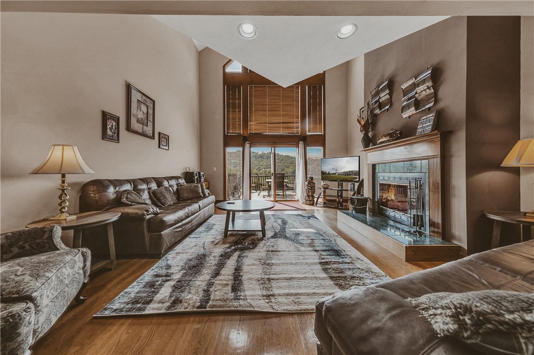 Unit 10 Holiday Island - Residential