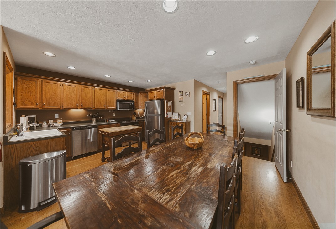 Unit 10 Holiday Island - Residential