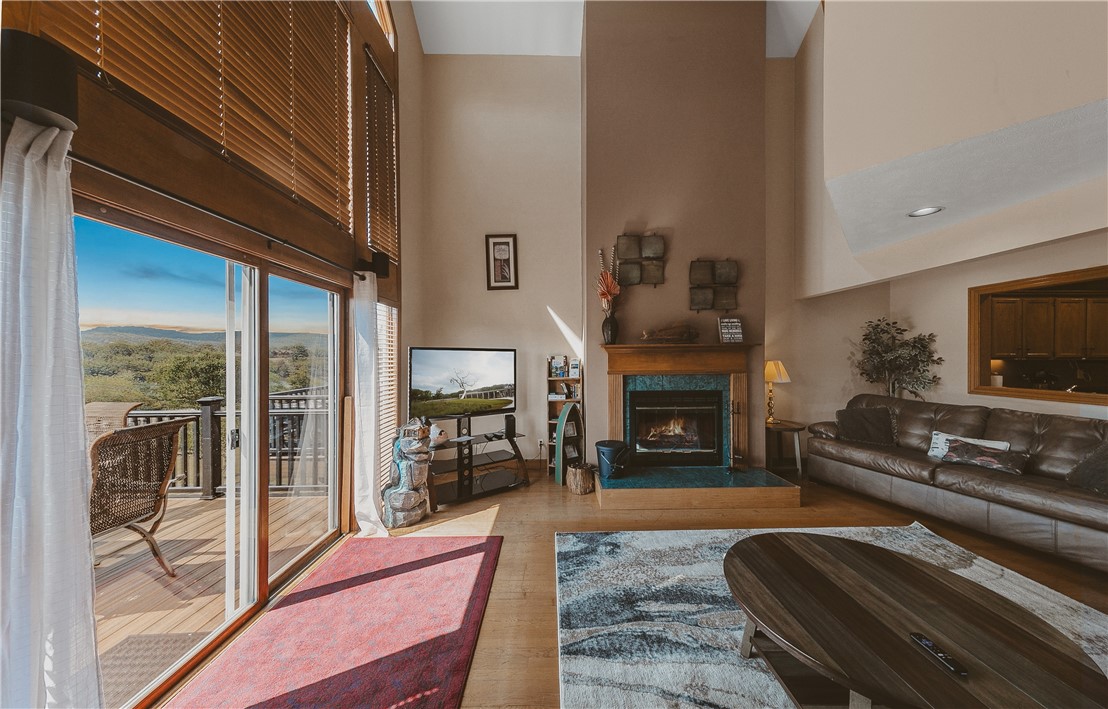 Unit 10 Holiday Island - Residential