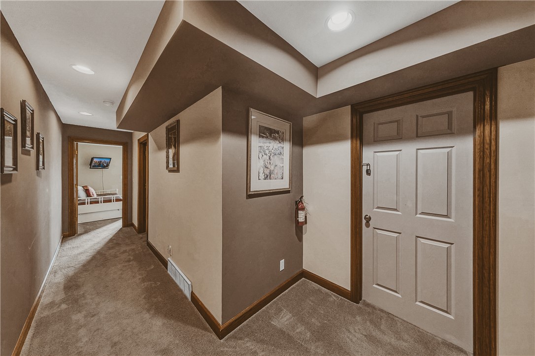 Unit 10 Holiday Island - Residential