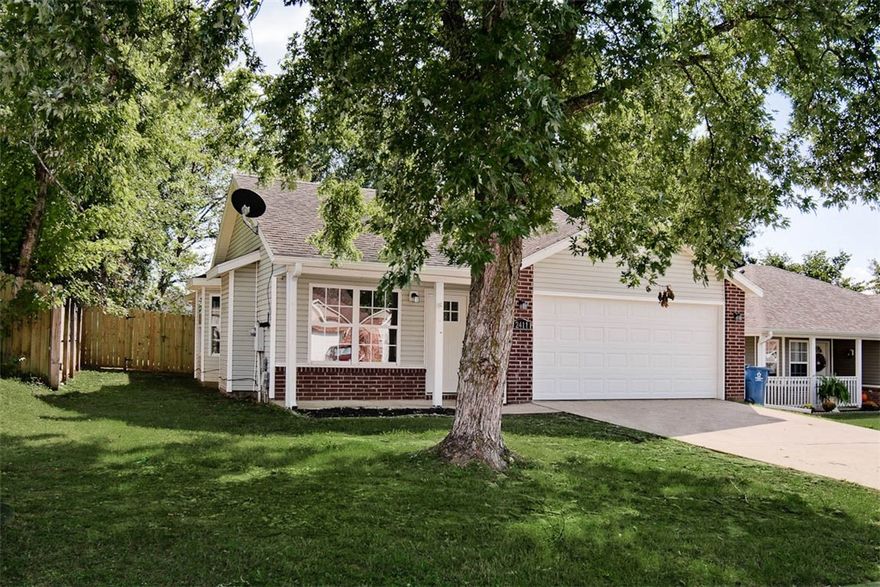 KRISTAL HEIGHTS CHARMER, NICE HOUSE, LANDSCAPED, LARGE LOT, PRIVACY FENCE, PATIO. LOTS OF UPDATES TO INCLUDE ALL FLOORING, LIGHTING, VANITY, PAINT AND MORE. 3 BEDROOMS AND 2 FULL BATHS. THIS WOULD BE A GREAT STARTER HOME OR RENTAL. THE LOCATION IS GREAT!