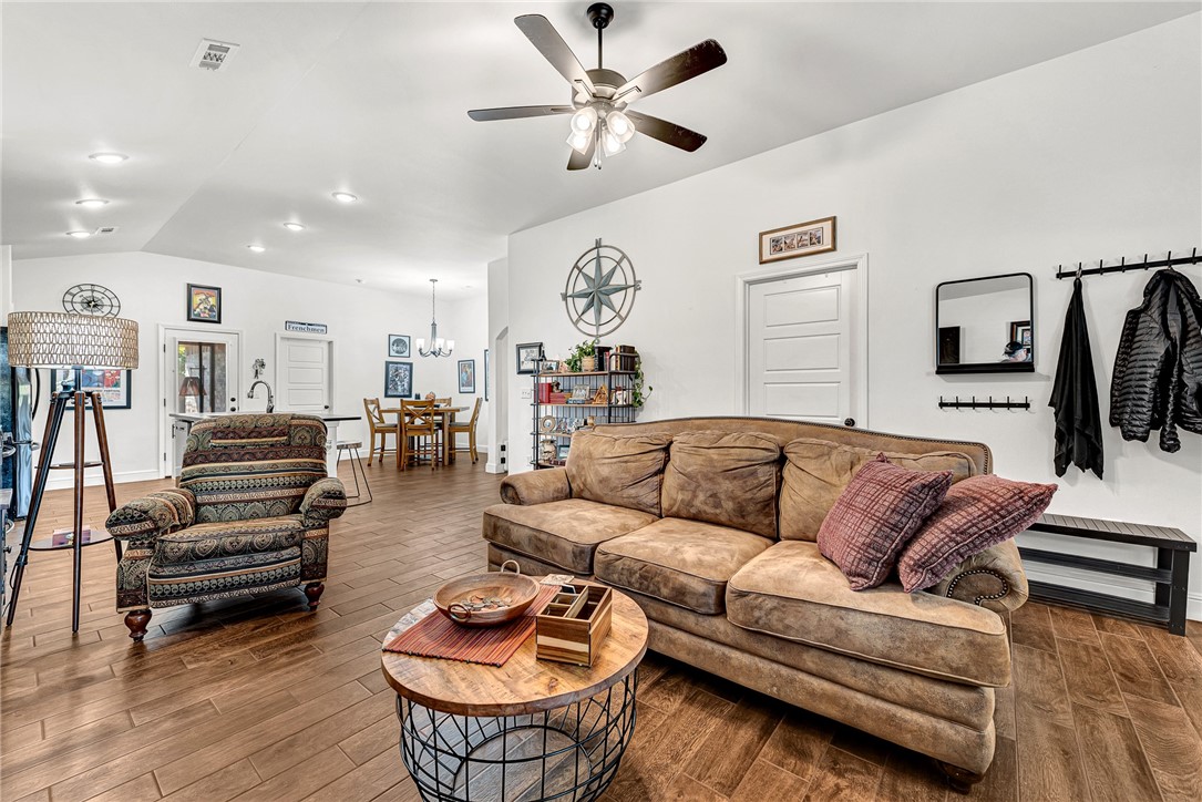 Woodward Hills Sub Ph 7 Highfill - Residential