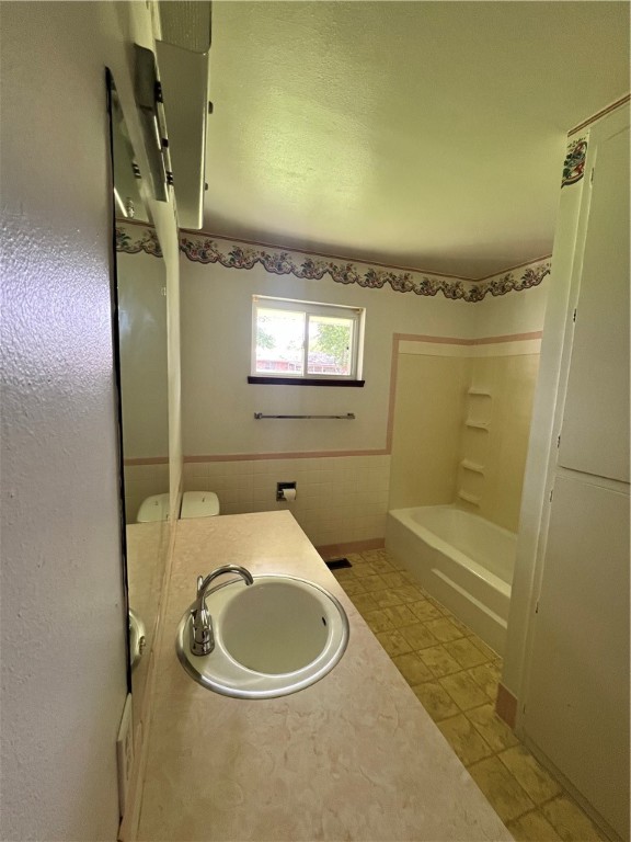 West Emma Gardens Add I - Residential Lease