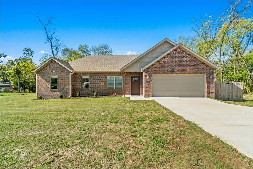 20 Dugan Circle, Bella Vista
Like-New 2-Year-Old Home | Prime Location with Privacy

Commuter’s dream! This beautiful, barely lived-in home is just minutes from the highway, yet it offers the peace and privacy that Bella Vista is known for. Enjoy the best of both worlds — convenient access for daily travel and the relaxed, resort-style living of Northwest Arkansas.

As a resident, you’ll enjoy access to all Bella Vista amenities including lakes, golf courses, fitness centers with pools, pickleball courts, walking and biking trails, kayaking, and more!

Home Features:

 3 Bedrooms / 2 Bathrooms

 1,368 Sq. Ft.

 Only 2 years old — feels like new

Private lot in a quiet, convenient location

Quick access to Hwy 49 for easy commuting

Open-concept living and dining spaces

Light and bright interior with modern finishes

Close to Bella Vista’s premier bike and walking trails

Move-in ready and waiting for its next owner — experience comfort and convenience