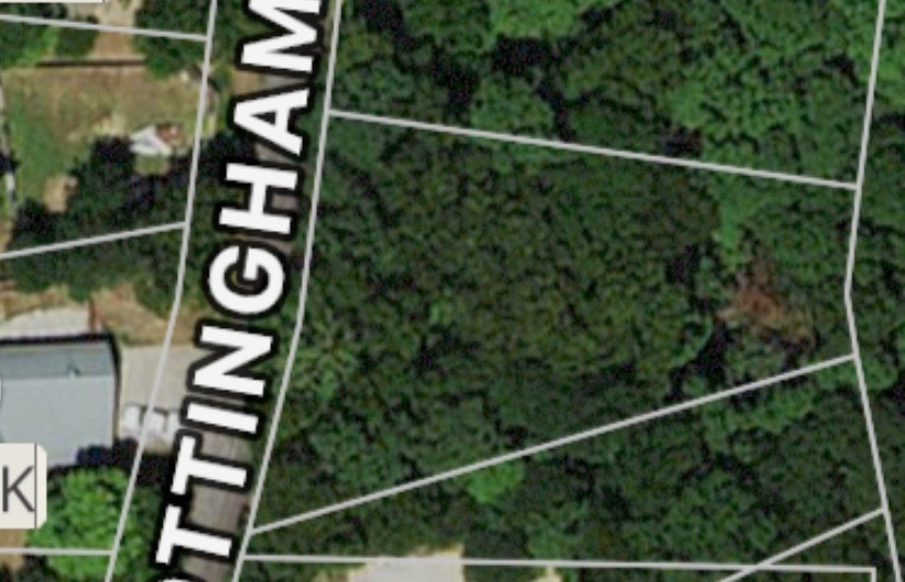 Nice building lot close to bike trails, shopping, and medical facilities.
Perked for a two bedroom home.