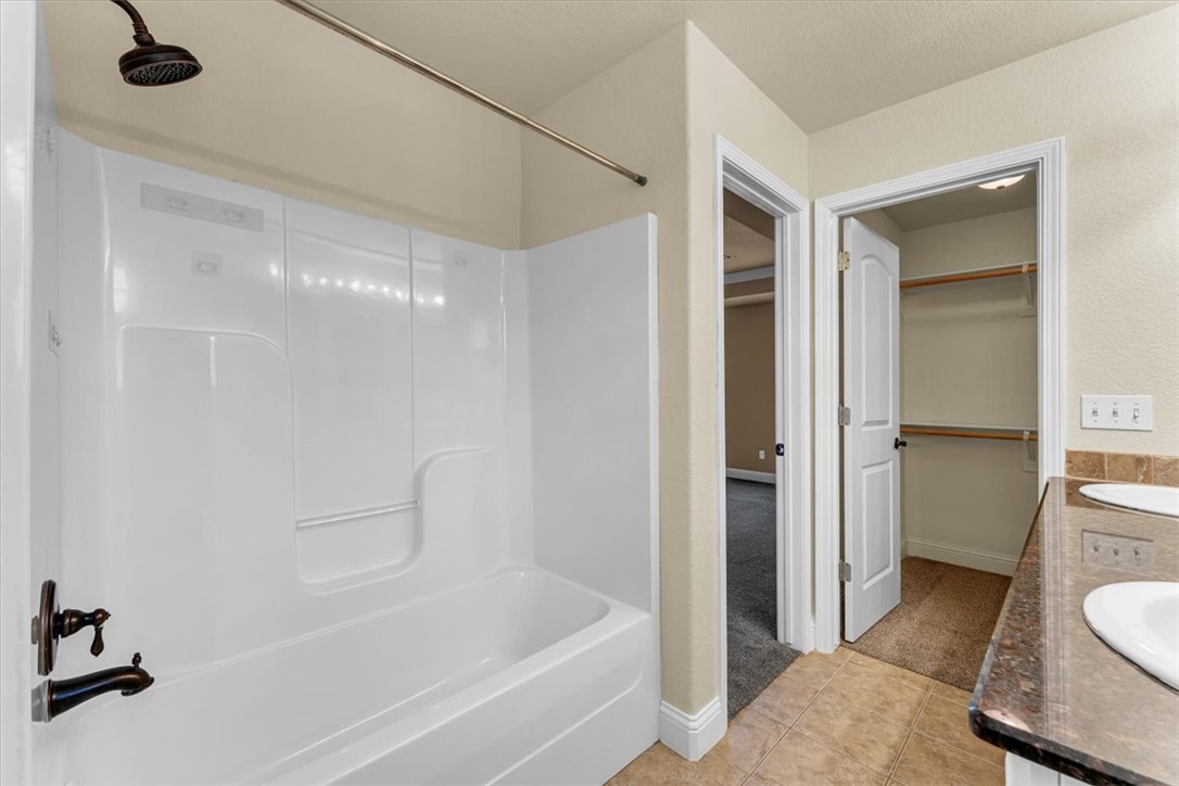 Meadow Wood Rogers - Residential