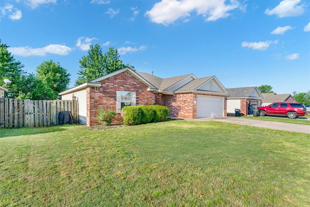 Meadow Wood Rogers - Residential