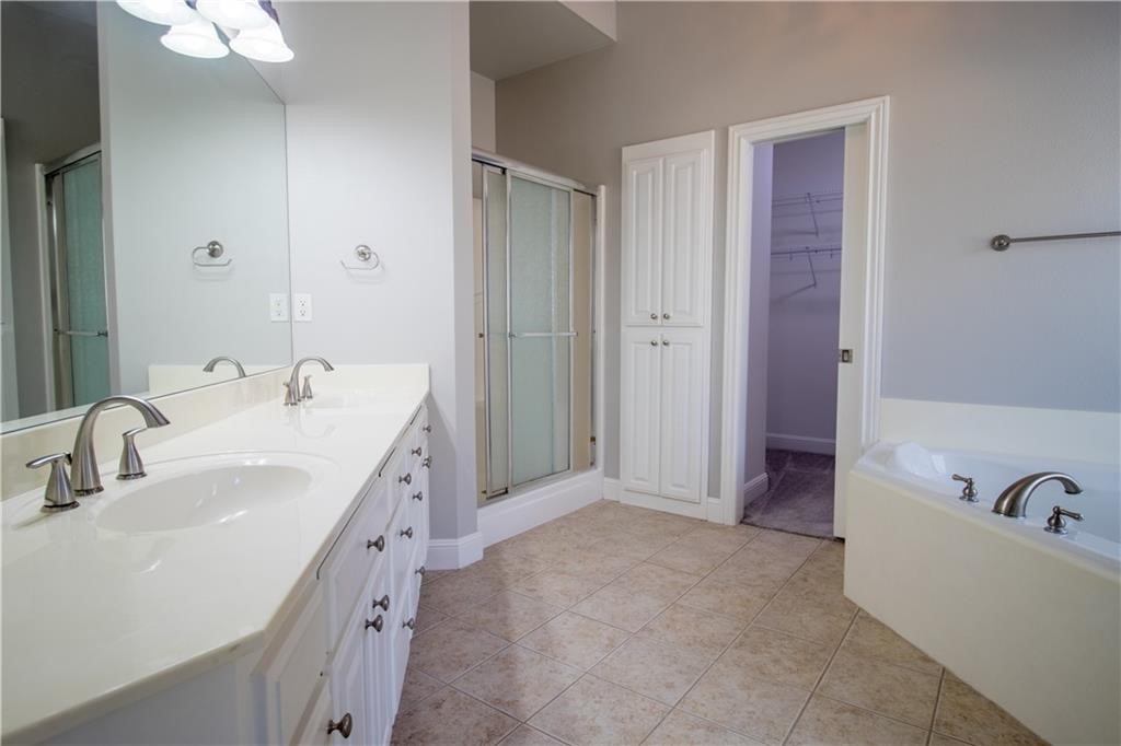 Ridgecrest Meadows Ph 5 Rogers - Residential Lease