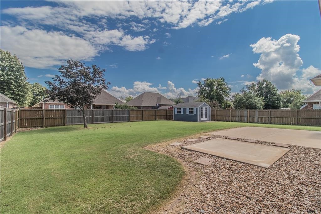 Ridgecrest Meadows Ph 5 Rogers - Residential Lease