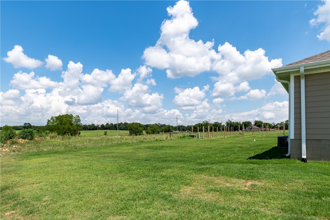 LAWLIS RANCH SUB PH 1 - Residential Lease
