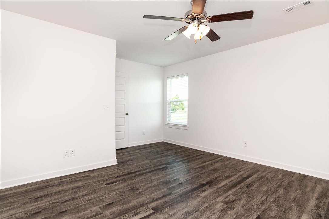 LAWLIS RANCH SUB PH 1 - Residential Lease