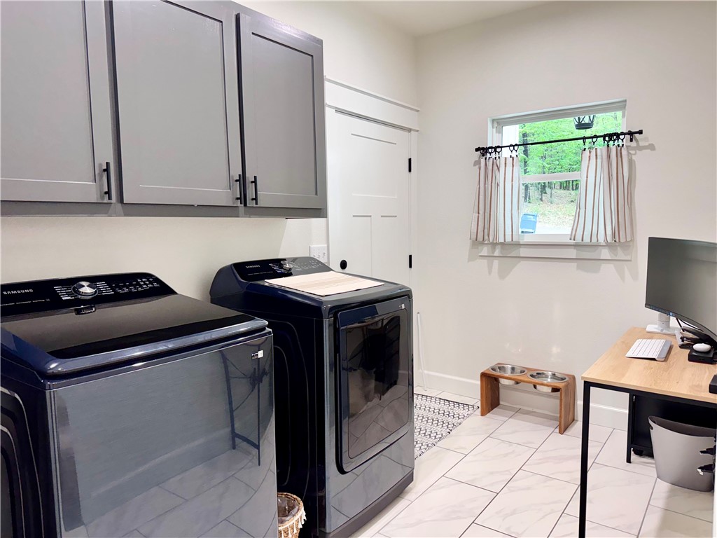 Rolling Hills - Residential