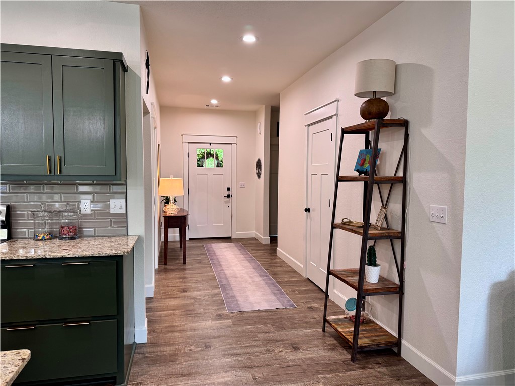 Rolling Hills - Residential