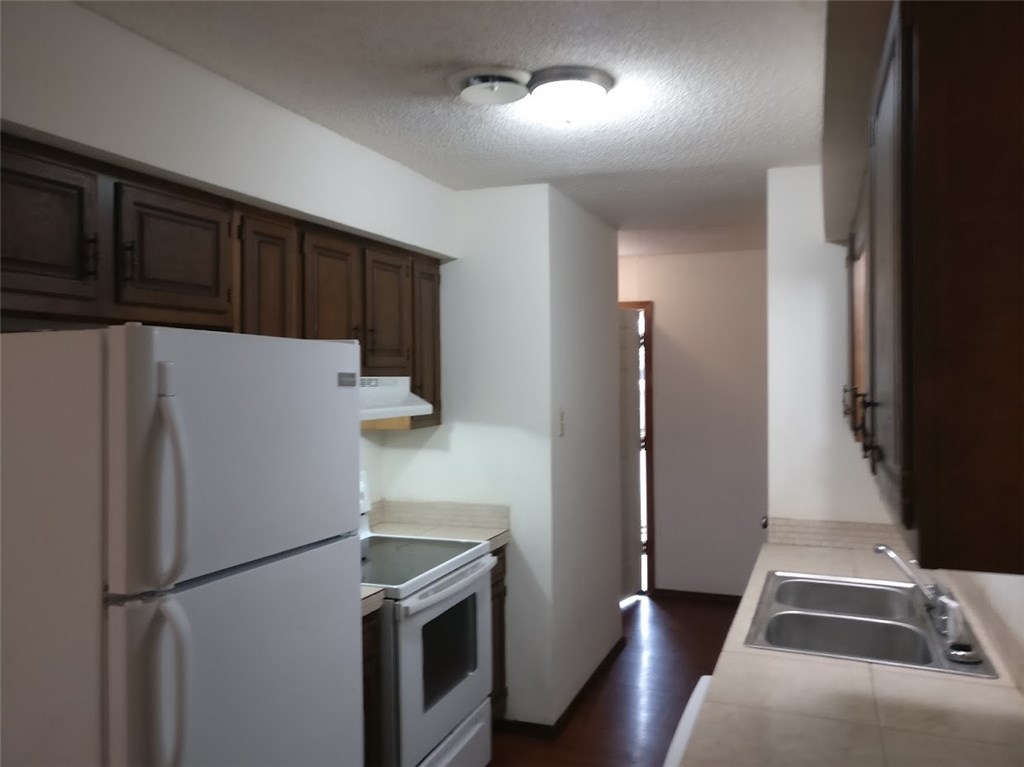 Rolling Meadows Phase 1 - Residential Lease