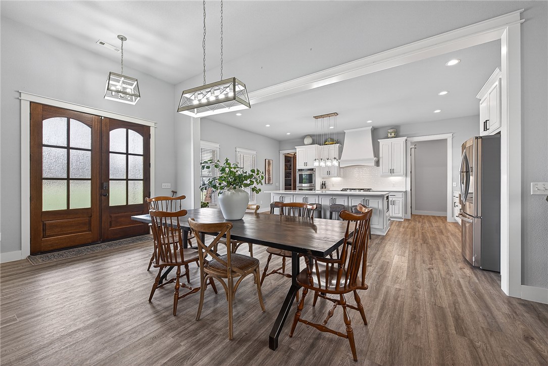 Michael E James Pls 985 Tr - Residential