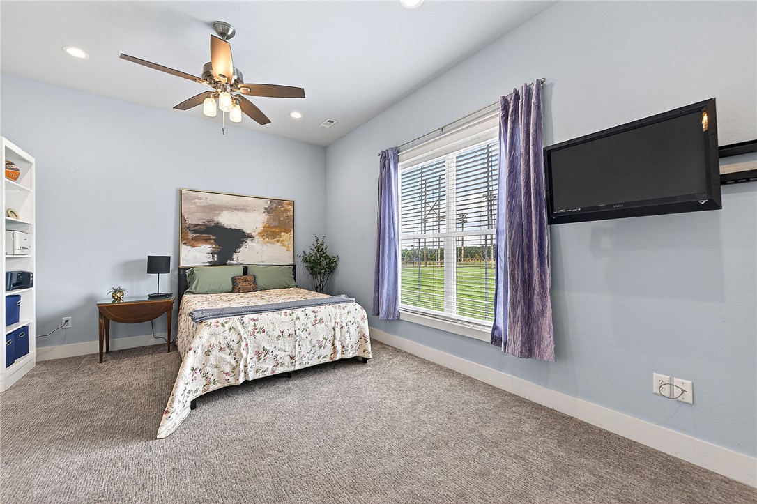 Michael E James Pls 985 Tr - Residential