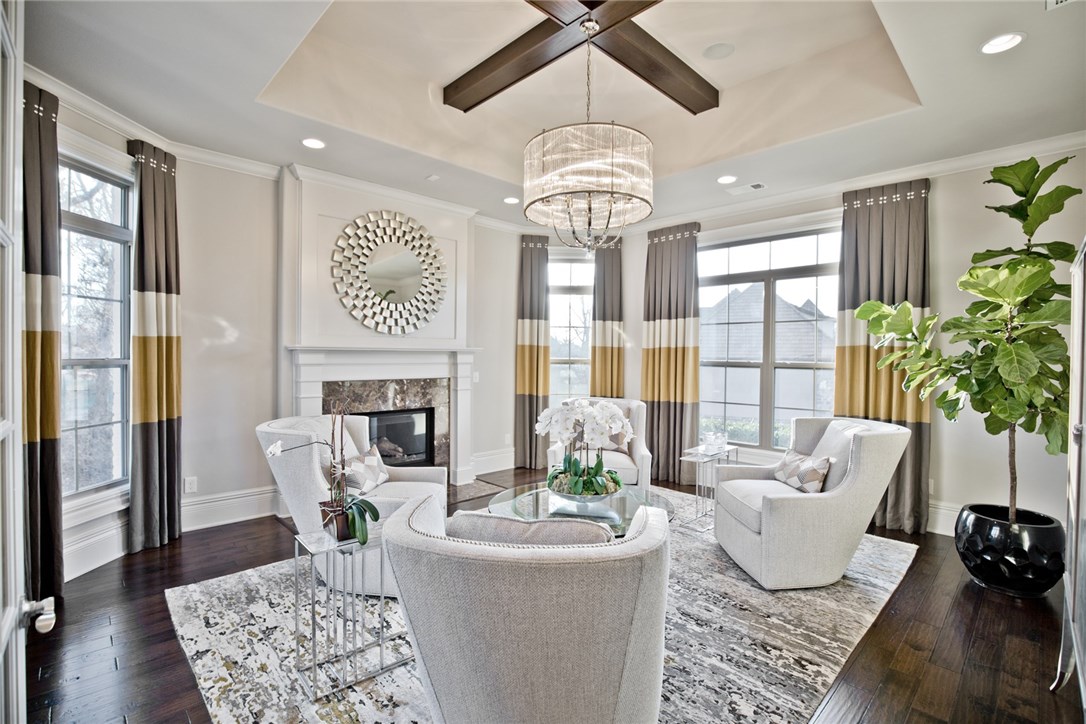 PINNACLE - Residential