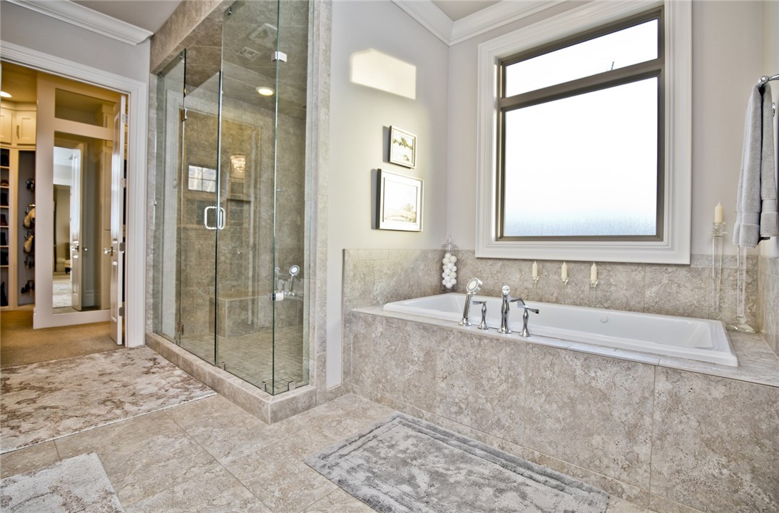 PINNACLE - Residential