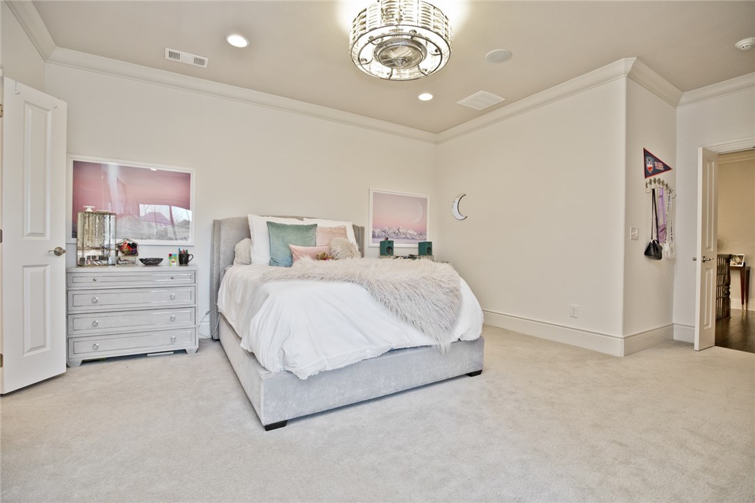 PINNACLE - Residential