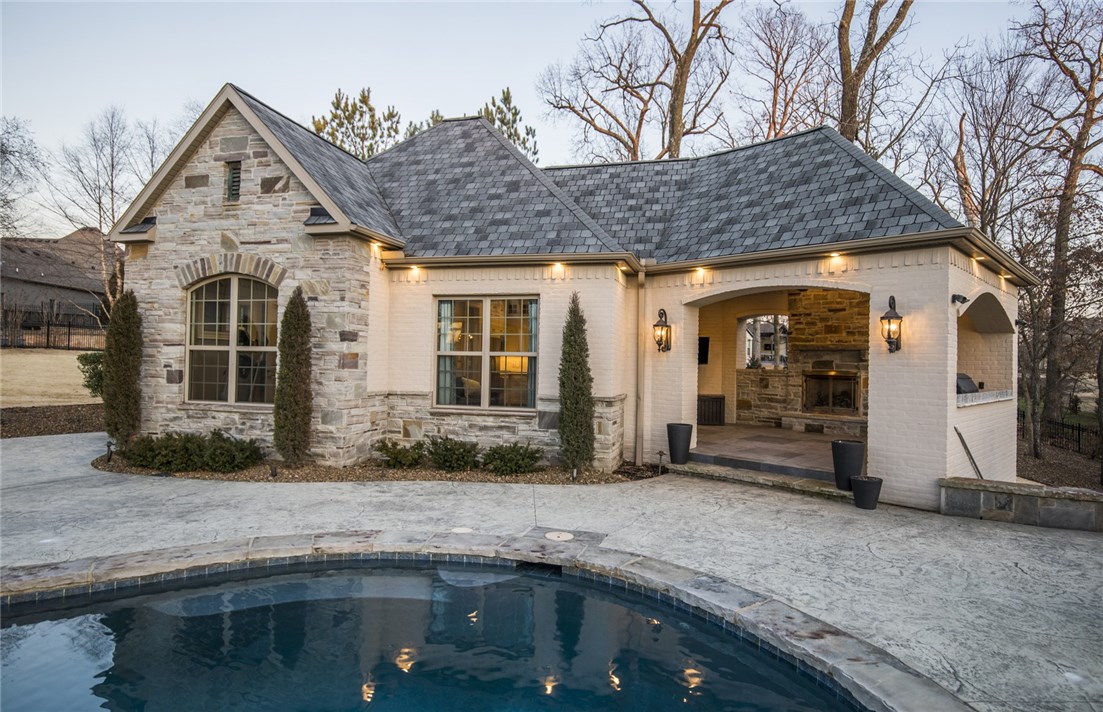 PINNACLE - Residential