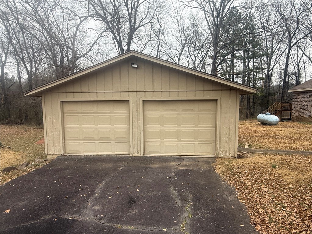 02-04-19 RURAL METES & BOUNDS - Residential