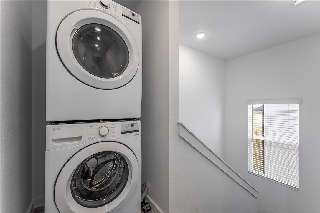 FEATHERSTON VILLAGE PH 1-CENTERTON - Residential Lease