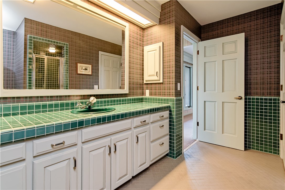 Emerald Point Sub - Residential